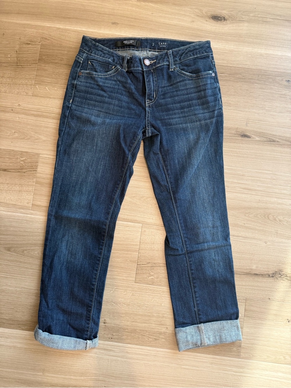 Vera Wang Dark Blue Boyfriend Capri Jeans